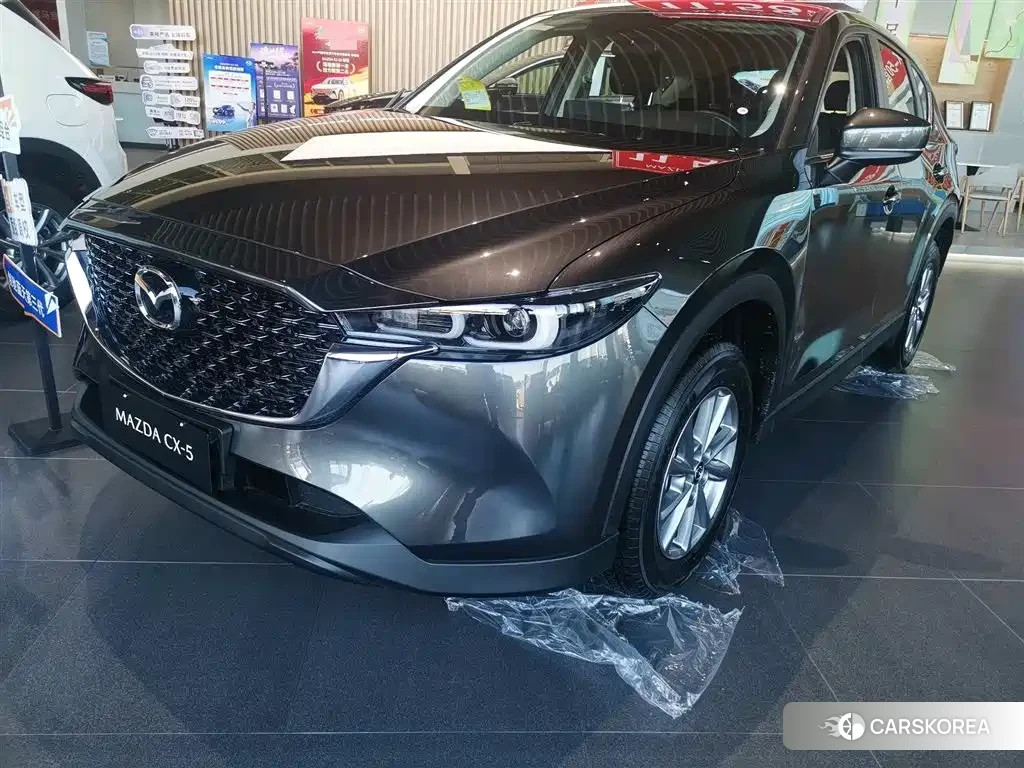 Mazda CX-5 2026 Silver/gray из Китая, фото 2