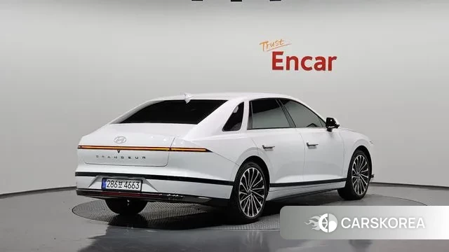 Hyundai Grandeur (GN7) id 3353426 из Кореи 12