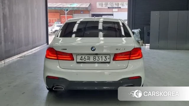 BMW 5 Series (G30) id 3772931 из Кореи 10