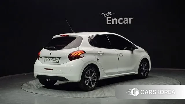 Peugeot 208 id 3773190 из Кореи 12