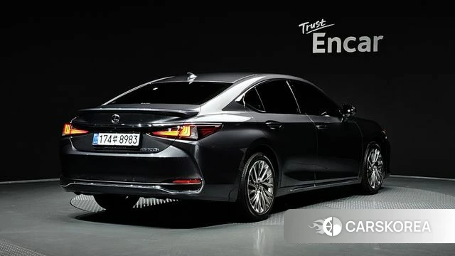 Lexus ES300h 7th generation id 4578563 из Кореи 12