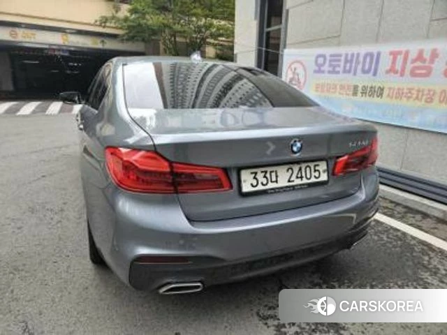 BMW 5 Series (G30) 2018 Серый из Кореи, фото 2