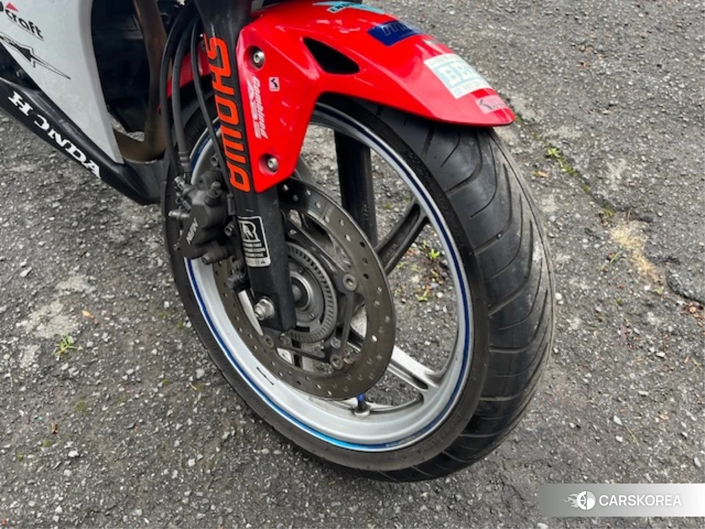 Проданный Honda CBR250R ABS 2011 из Японии
