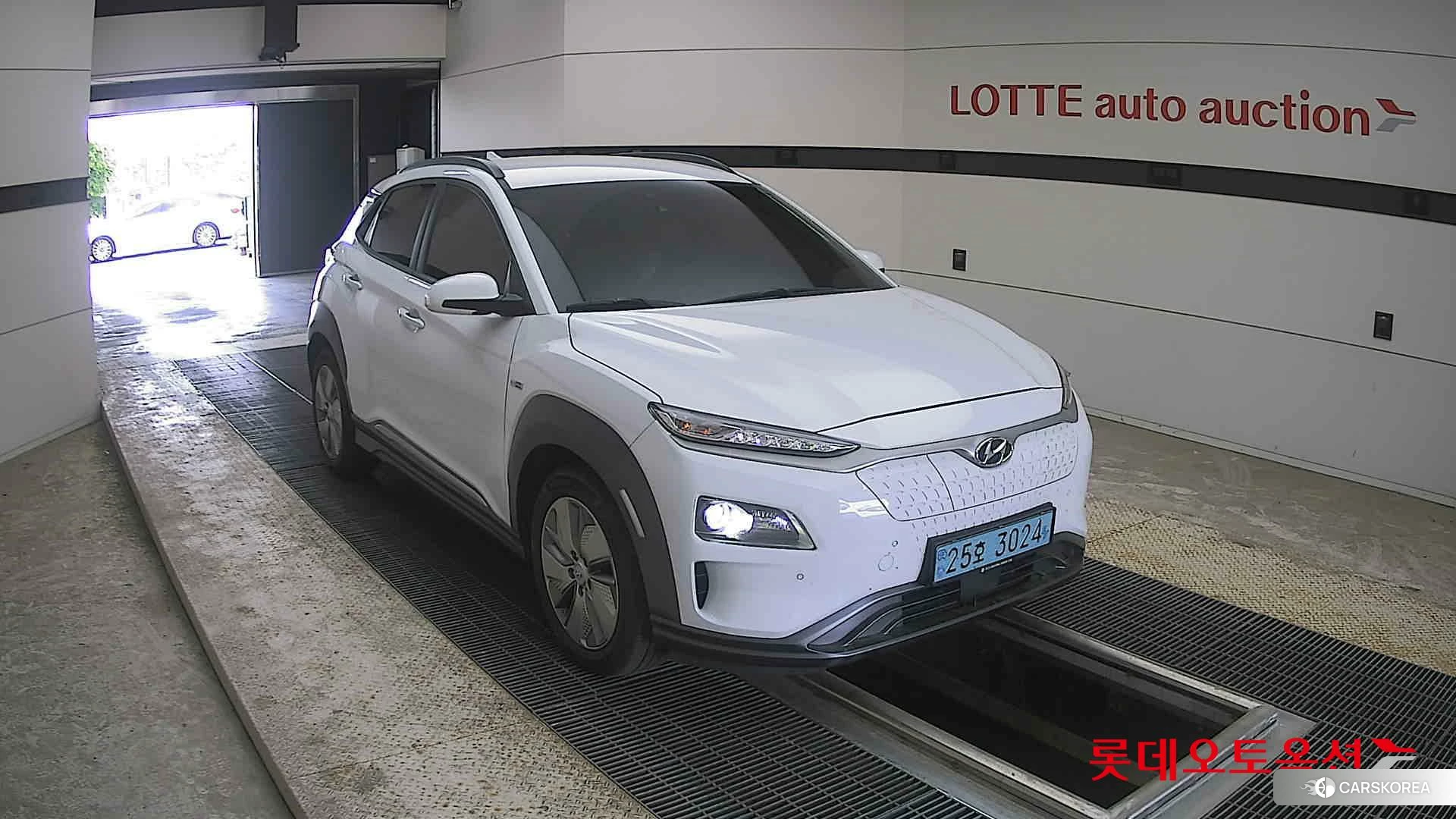 Hyundai KONA Electric id 4289419 из Кореи 12