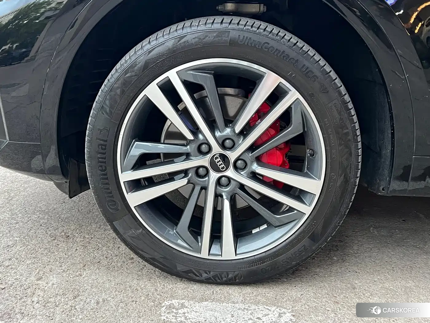 Audi Q5L id 4653912 из Китая 12