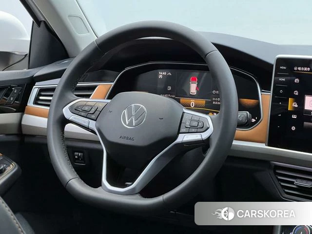 Volkswagen Bora id 4256471 из Китая 12