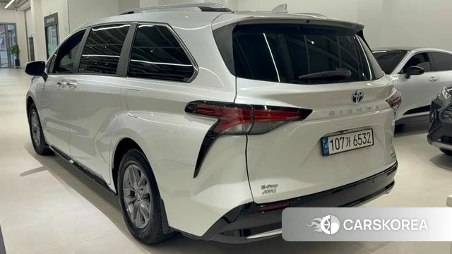 Toyota Sienna 4th Generation 2023 Белый из Кореи, фото 6