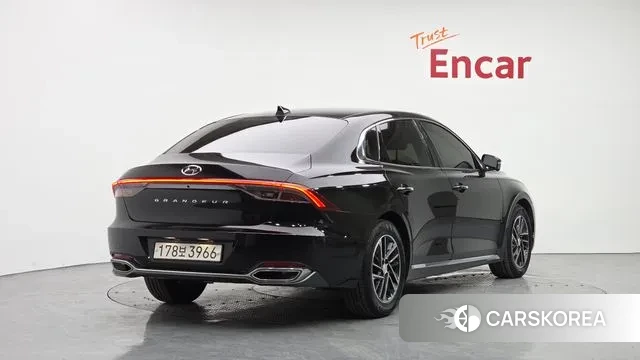 Hyundai The New Grandeur IG id 3059569 из Кореи 12