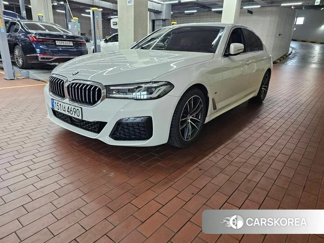 BMW 5 Series (G30) 2022 Белый из Кореи, фото 3