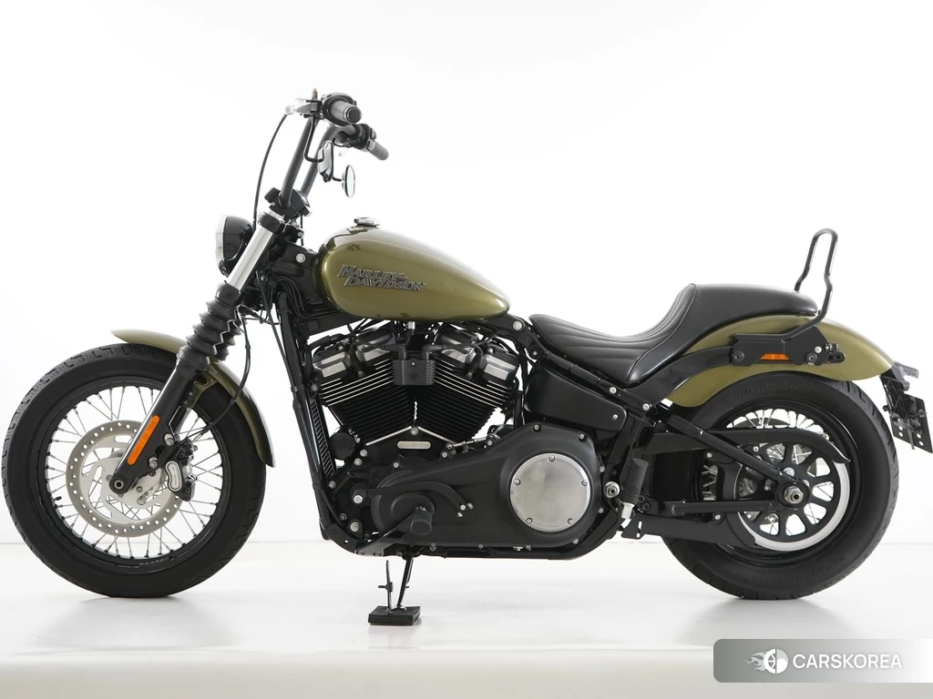 Проданный Harley-Davidson Softail Street Bob FXBB1750 2018 из Японии