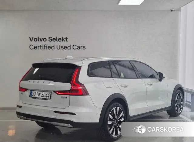 Volvo V60 Cross-Country 2nd Generation id 3235733 из Кореи 12