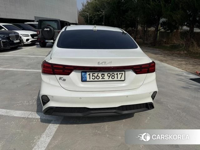 Kia The New K3 2nd generation 2022 Белый из Кореи, фото 2