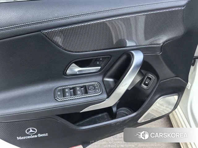 Mercedes-Benz Class A 2021 Белый из Китая, фото 5