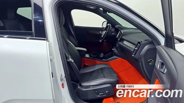 Volvo XC40 id 2760582 из Кореи 12