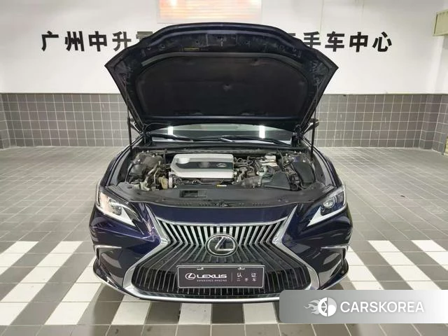 Lexus ES id 4328633 из Китая 12