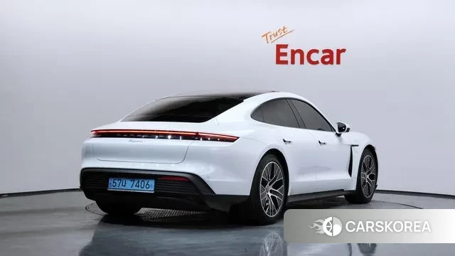 Porsche Taycan id 3596740 из Кореи 12