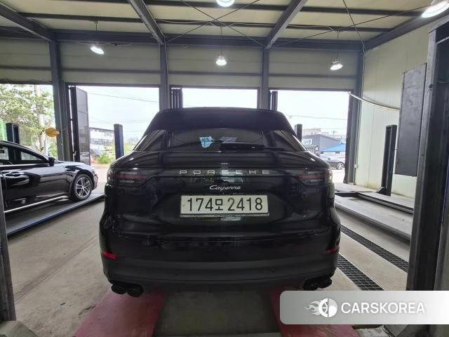 Porsche Cayenne (PO536) 2020 Черный из Кореи, фото 2