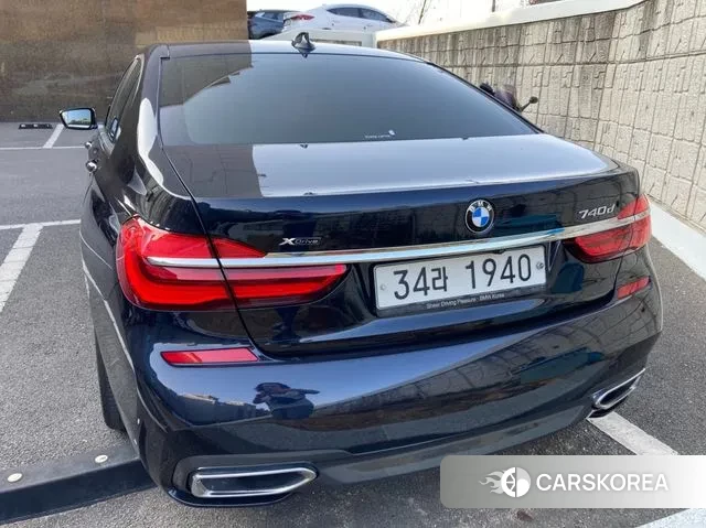 BMW 7 Series (G11) 2018 Черный из Кореи, фото 2