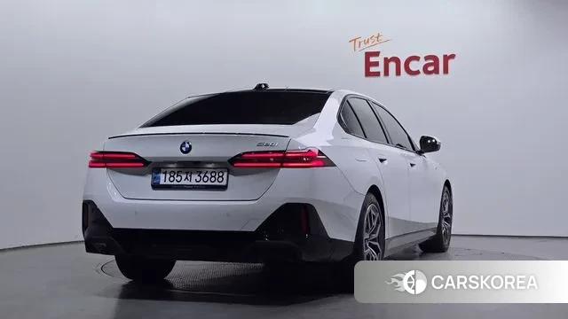 BMW 5 Series (G60) id 3467052 из Кореи 12