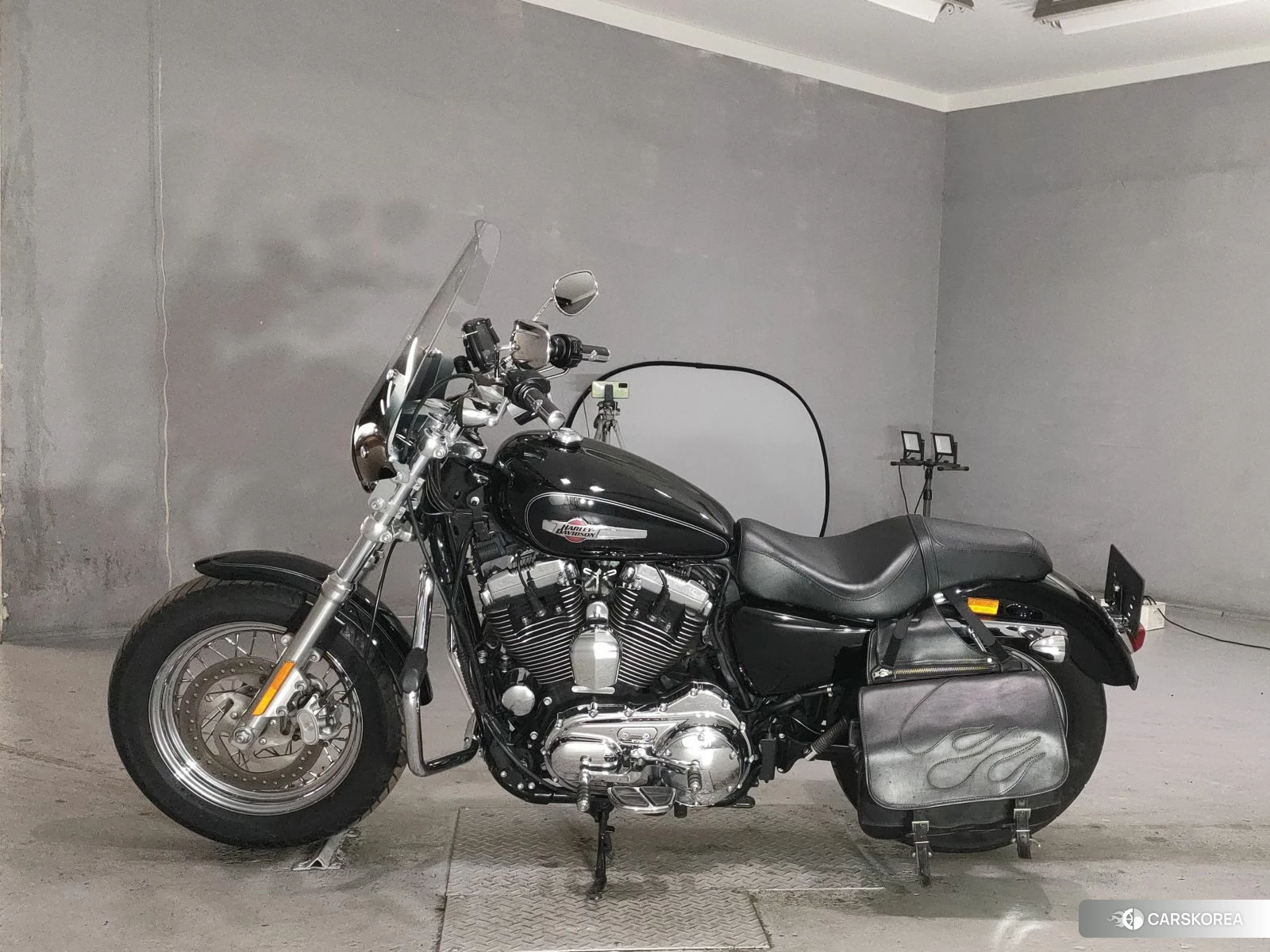 Проданный Harley-Davidson Sportster XL1200C 2015 из Японии