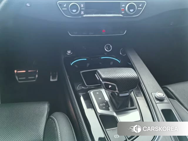 Audi A4L id 4278430 из Китая 10