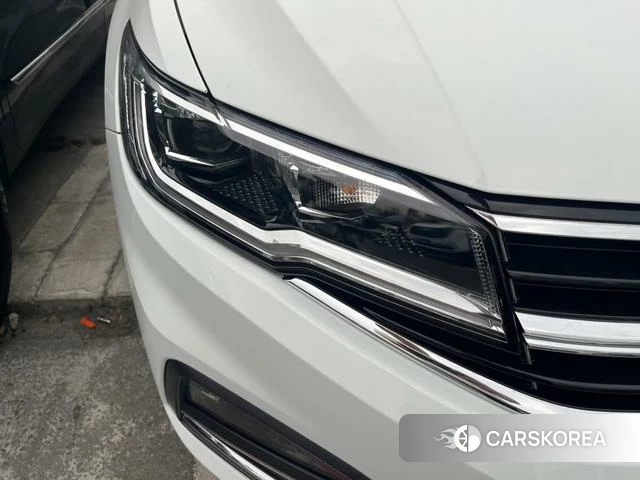 Volkswagen Bora id 4306819 из Китая 12