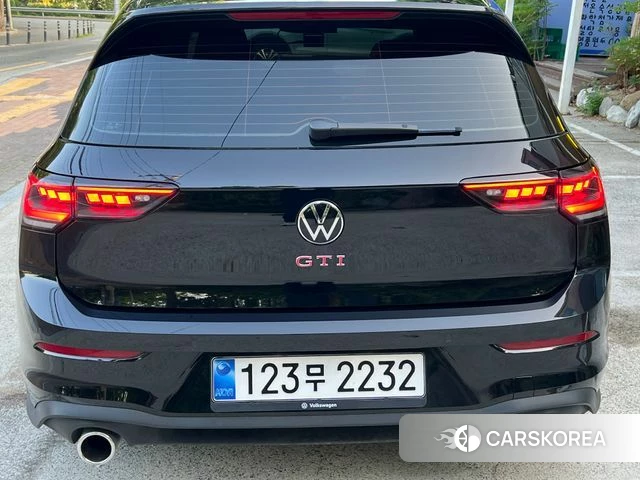 Volkswagen Golf 8th Generation 2025 Черный из Кореи, фото 2