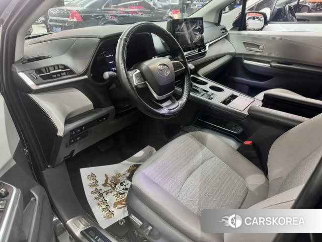Toyota Saina 2022 Черный из Китая, фото 3