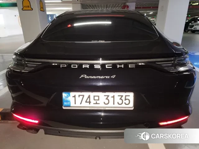 Porsche Panamera (972) 2022 Черный из Кореи, фото 2