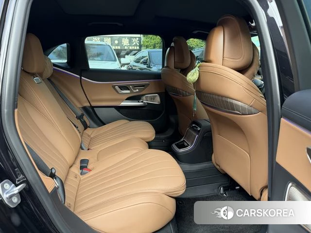 Mercedes-Benz E-class 2025 Черный из Китая, фото 6