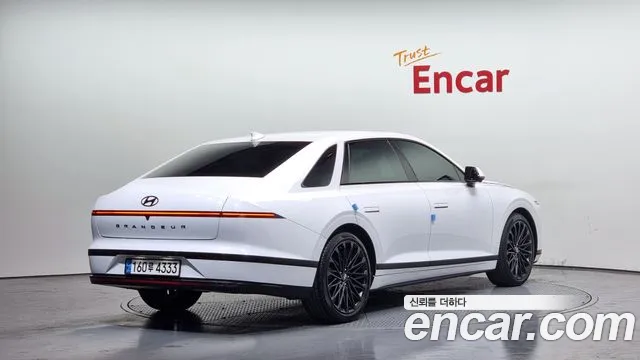 Hyundai Grandeur (GN7) id 2713216 из Кореи 12