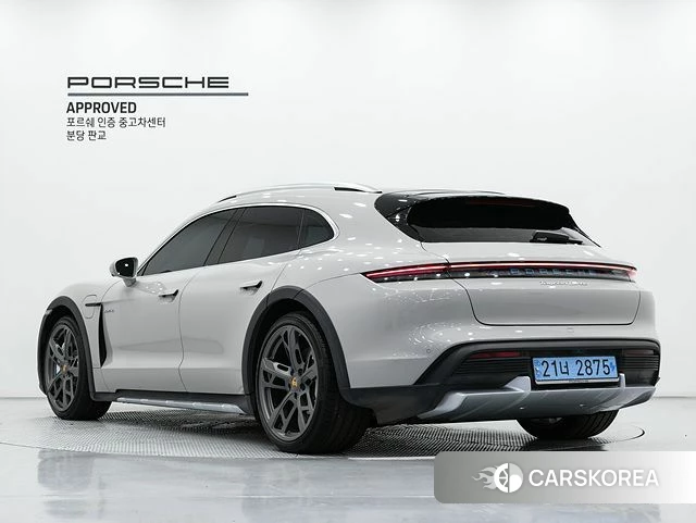 Porsche Taycan id 4308475 из Кореи 12