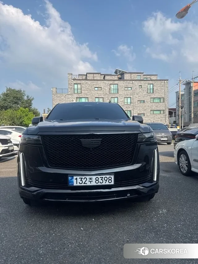 Cadillac Escalade 5th Generation 2021 Черный из Кореи, фото 2