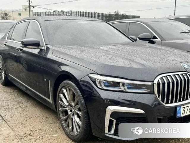 BMW 7 Series (G11) 2021 Черный из Кореи, фото 2