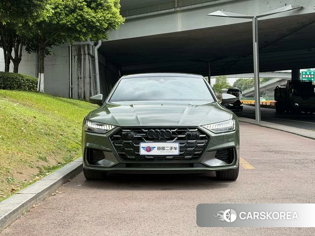 Audi A7L 2024 Зеленый из Китая, фото 5