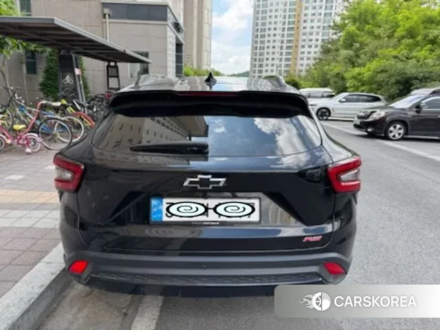 Chevrolet (GM Daewoo) Trax Crossover 2023 Черный из Кореи, фото 2