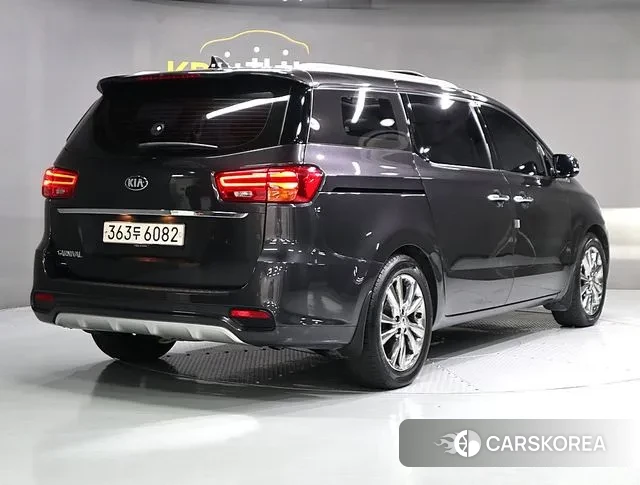 Kia The New Carnival id 3319788 из Кореи 12