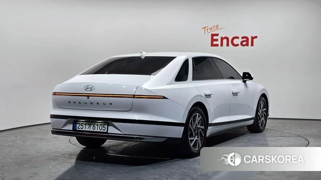 Hyundai Grandeur (GN7) id 3799161 из Кореи 12