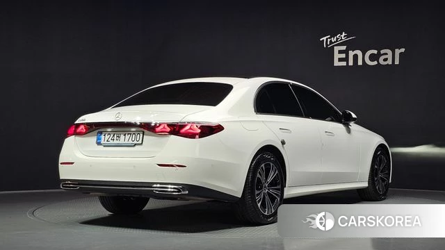 Mercedes-Benz E-Class W214 id 4644877 из Кореи 12
