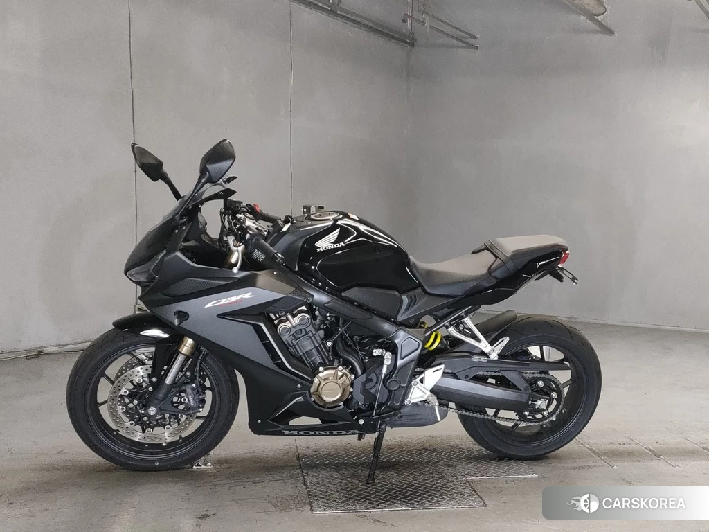 Проданный Honda CBR650R 2021 из Японии, фото 2