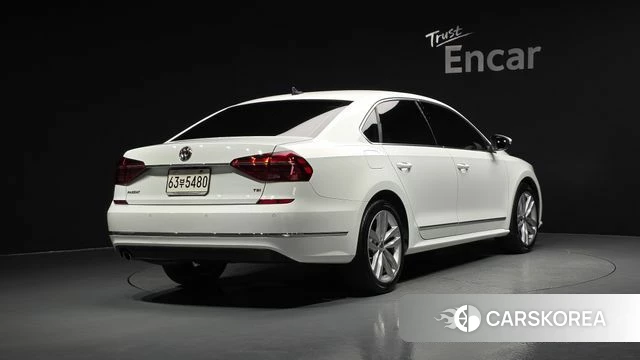 Volkswagen The New Passat id 4642888 из Кореи 12