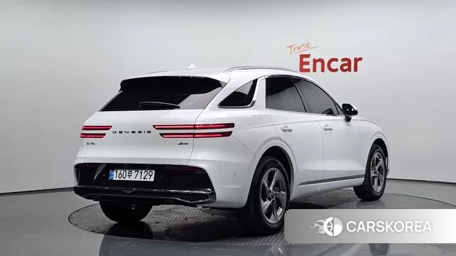 Genesis GV70 id 3081475 из Кореи 12