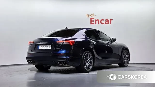 Maserati Ghibli id 3680375 из Кореи 12