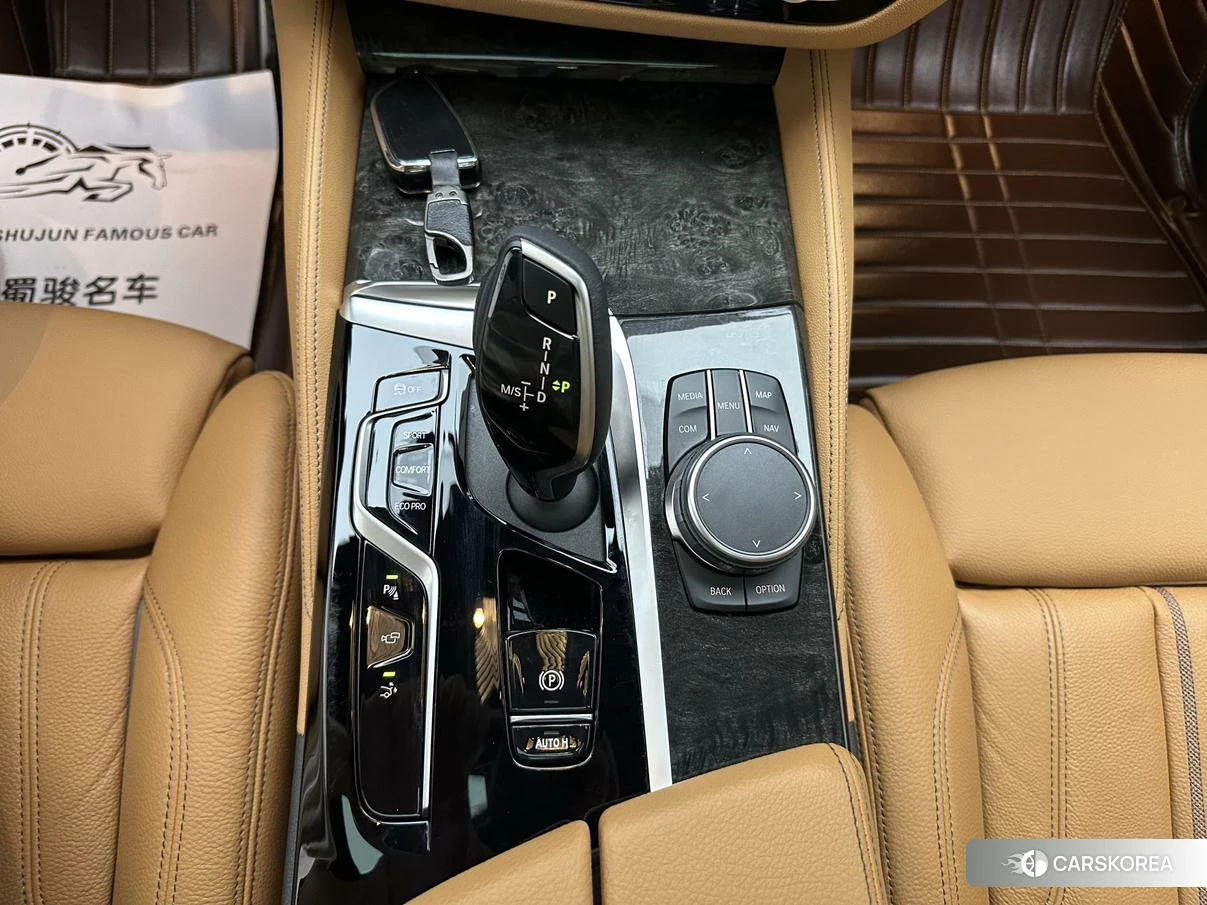 BMW 6 series GT 2020 Темно-серый из Китая, фото 4