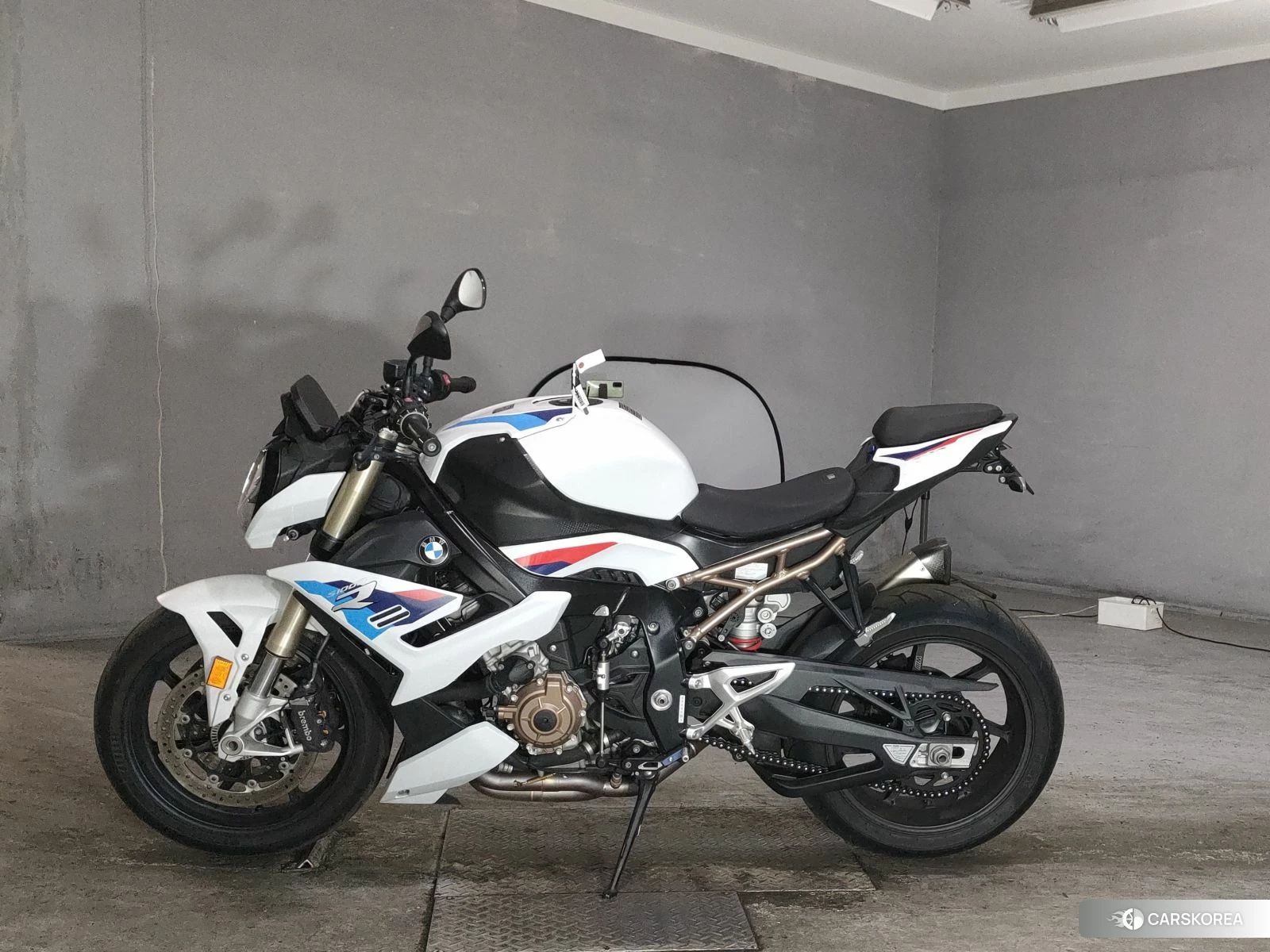 BMW S1000R 2022 из Японии