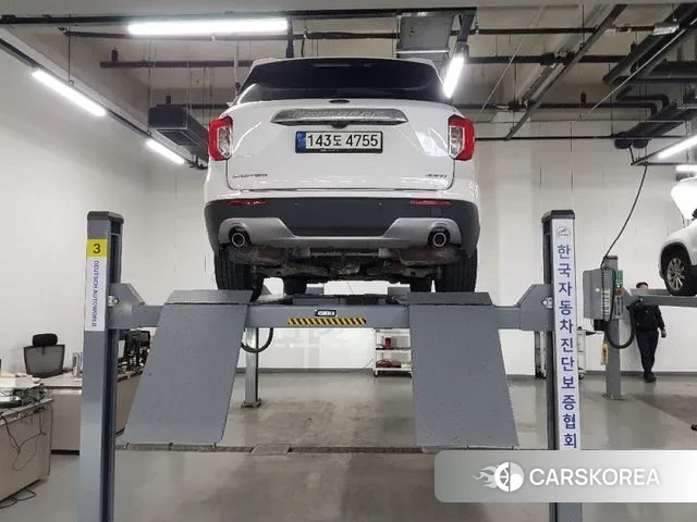 Ford Explorer 6th Generation 2021 Белый из Кореи, фото 2