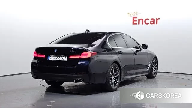 BMW 5 Series (G30) id 3043623 из Кореи 12