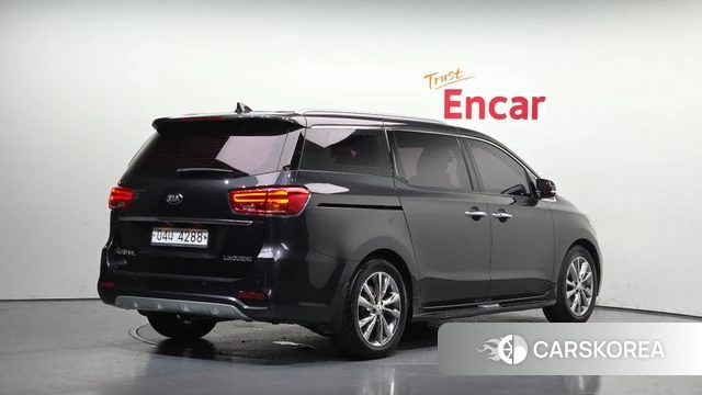 Kia The New Carnival id 4448124 из Кореи 12