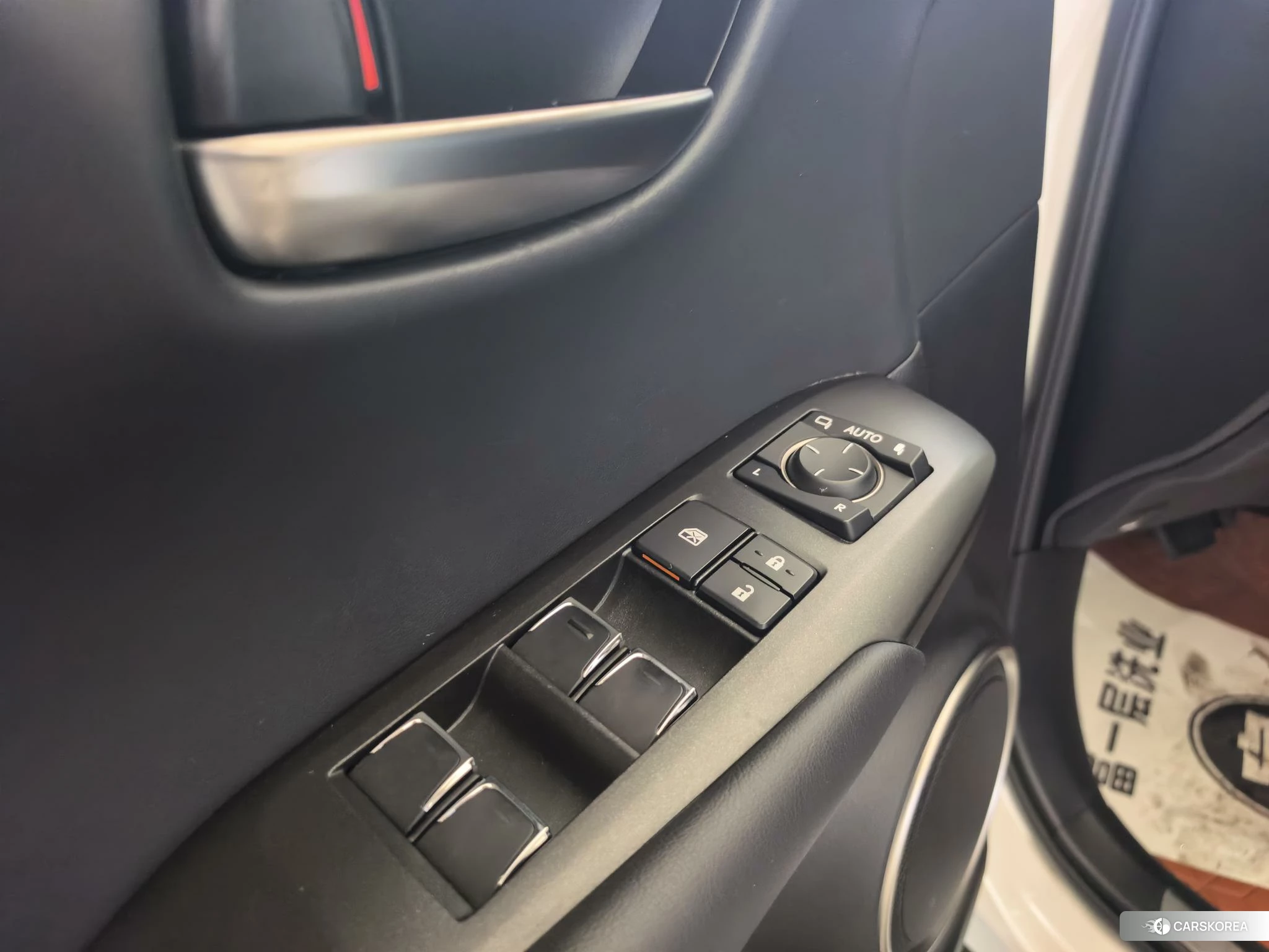 Lexus NX id 4486346 из Китая 11