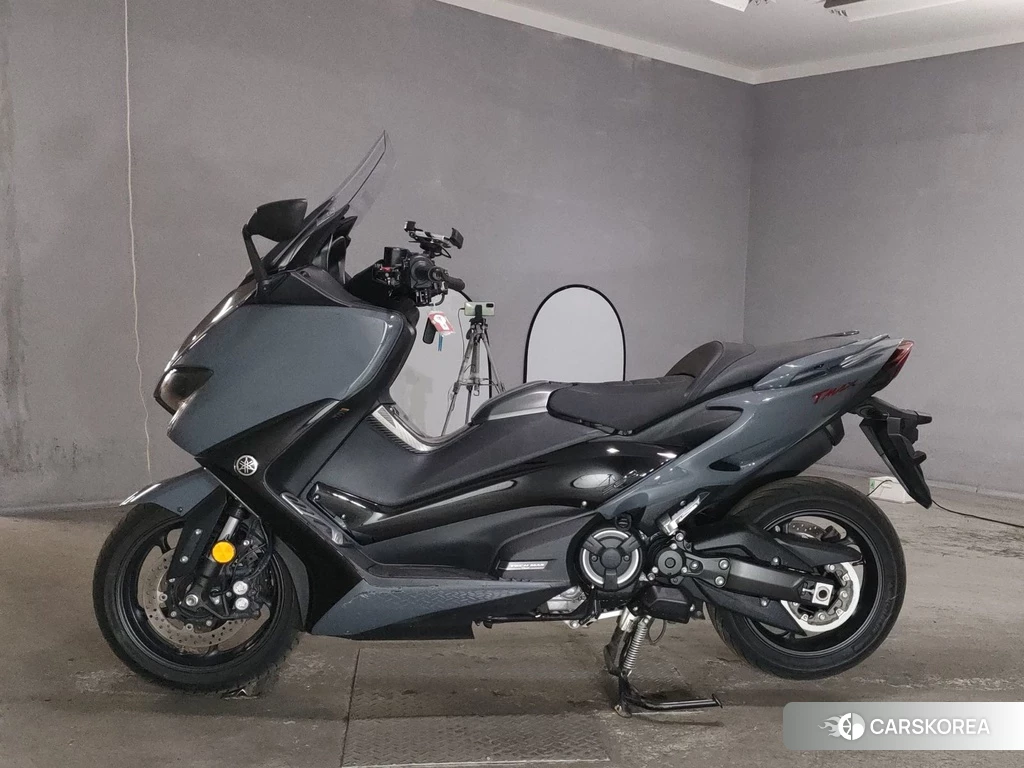 Проданный Yamaha T-MAX 560 id 4055180 из Японии